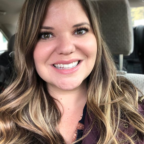 Meet your Posher, Stephanie - Picture 1 of 1